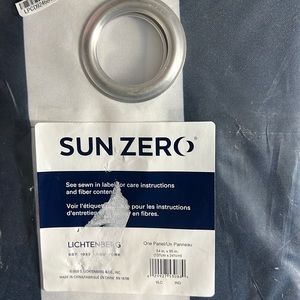 Curtain Navy and White Striped 54” x 95” Indoor Outdoor UV Protectant NWOT